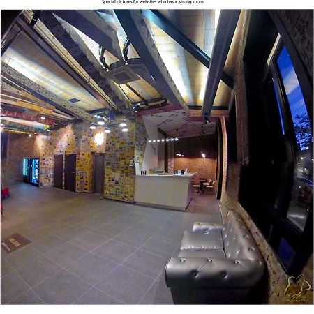 Nekotel Concept Art Hotel Saint-Gilles Экстерьер фото